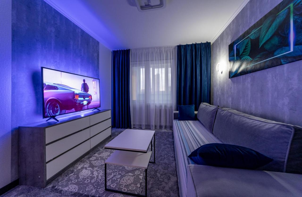 Modern 3 bedroom apartment Kiev Buitenkant foto