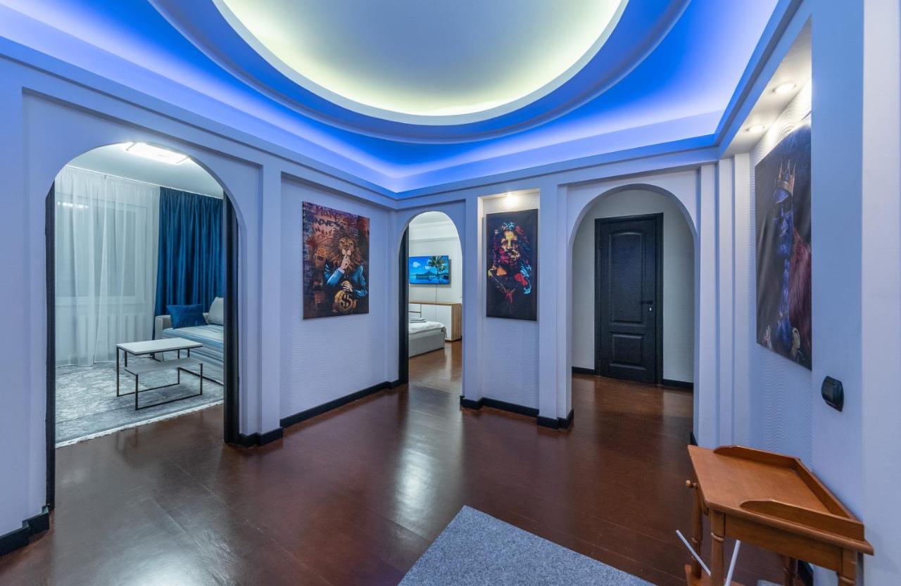 Modern 3 bedroom apartment Kiev Buitenkant foto